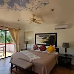 Casa Vista Al Mar Isla Mujeres