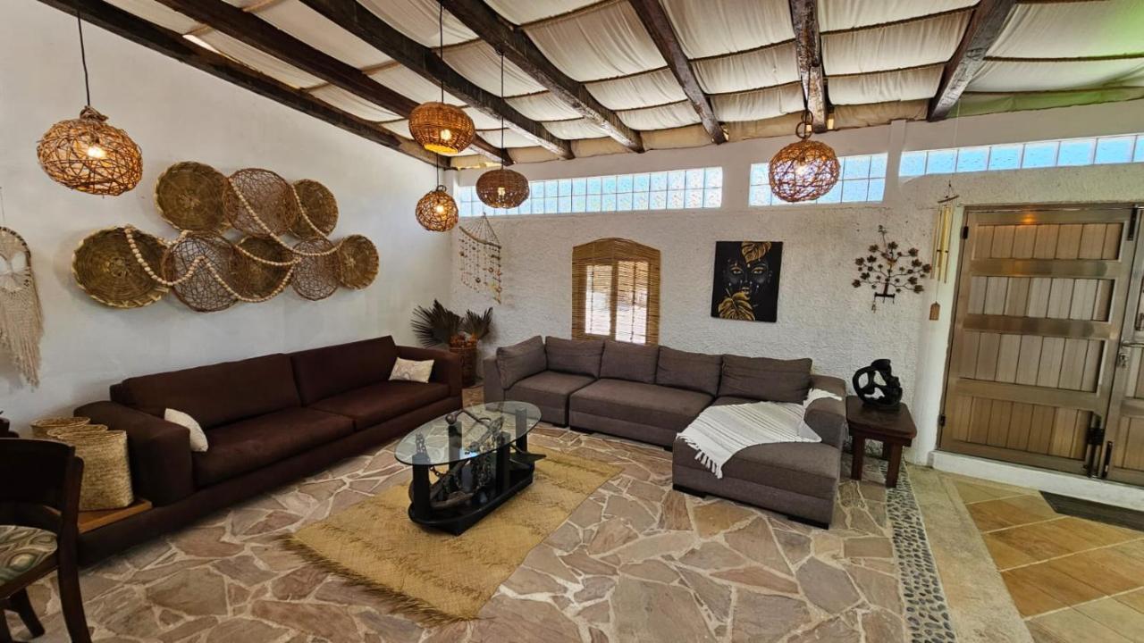 Casa Vista Al Mar